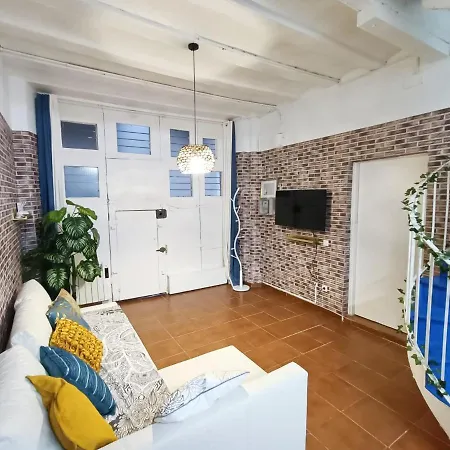 Apartman Colors Fira Gran Via
